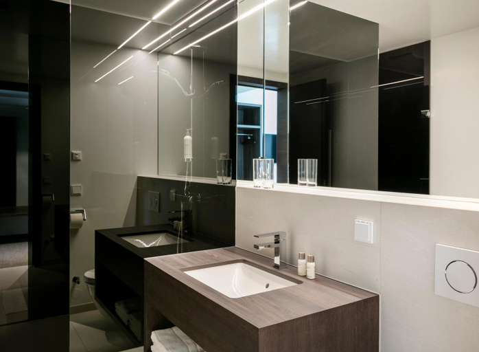 Bathroom 3, Hotel Spitzerberg by b-smart, Bruck an der Leitha
