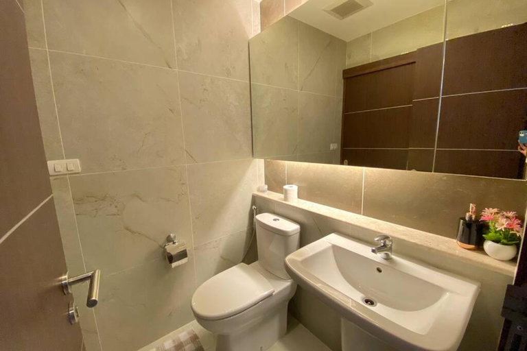 Bathroom 8