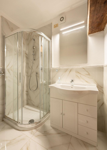 Bathroom 2, Apartments close to Duomo, Florence
