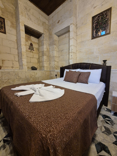 Bedroom 4, Şanliruha Konukevi ve Sira Geceleri, Merkez