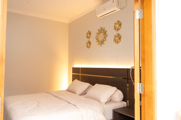 Bedroom 21