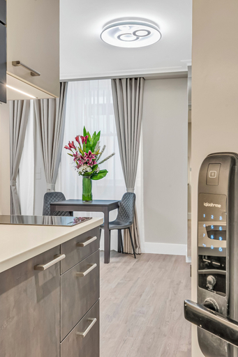 Others 5, Cleveland Residences Bloomsbury, London
