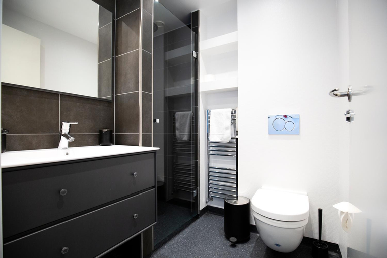 Bathroom 4, Hotel Icefiord