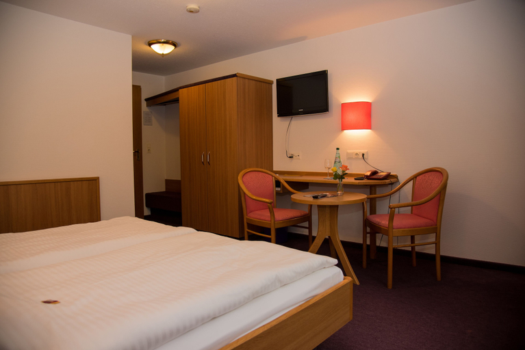 Bedroom 3, Hotel Park Eckersbach, Zwickau