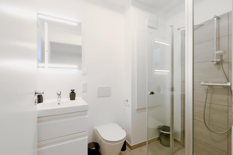 Bathroom 8
