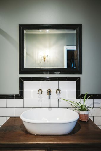Bathroom 3, The Doghouse Inn, East Sussex
