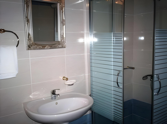 Bathroom 2, The Old Town hall, Epirus
