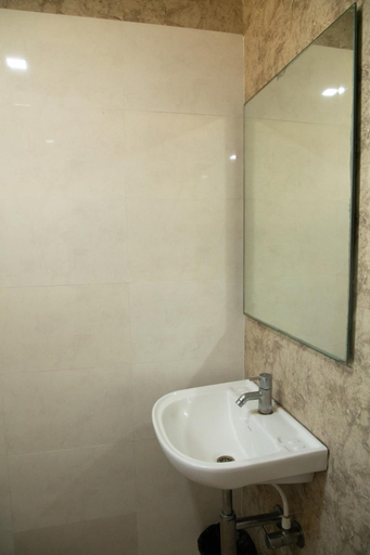 Bathroom 4, ARUNAACHALAA RESIIDENCY, Chennai