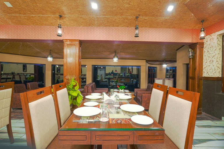 Food & Drinks 4, Pax Hotel Ark, Chamba