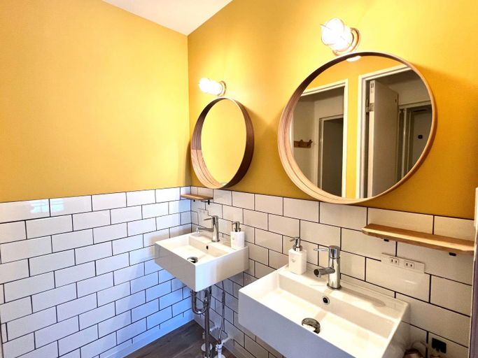 Bathroom 4