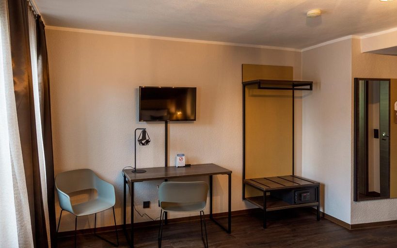 Others 4, Ritter Hotel, Frankfurt am Main