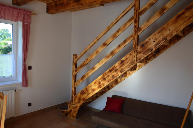 Others 3, Penzion U podkovare, Jindřichův Hradec
