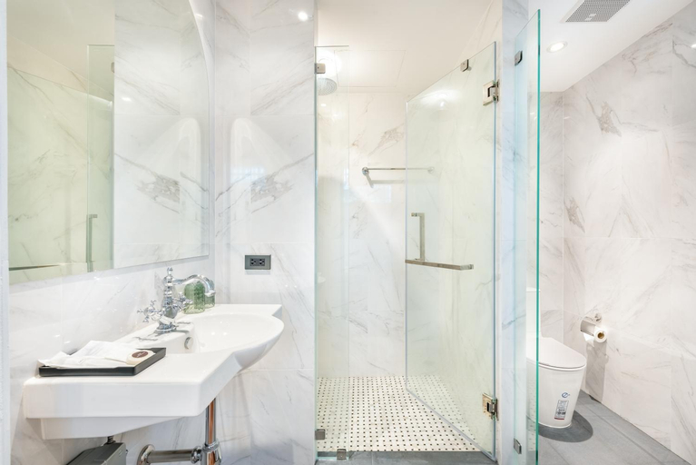 Bathroom 5