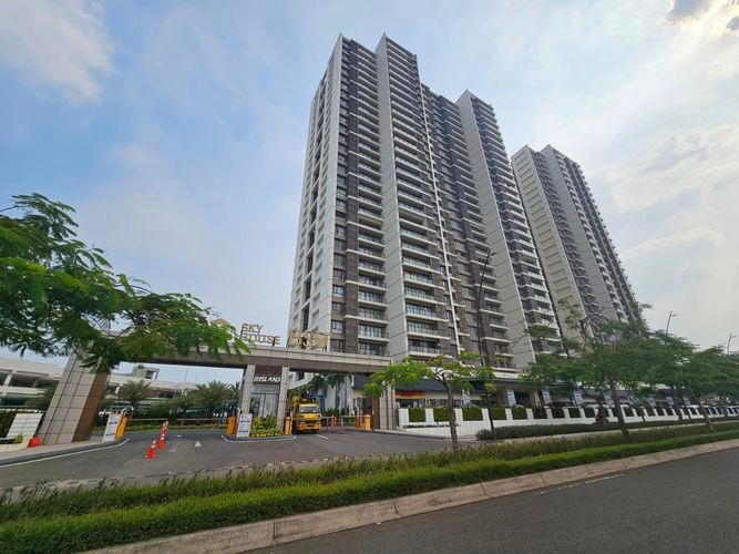 Exterior & Views 3, Executive Family Suite 3 Bedroom Sky House BSD Beside AEON Mall, Tangerang Selatan