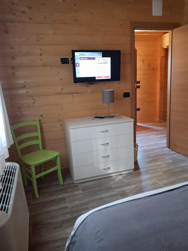 Others 2, Lorica Suite Lago, Cosenza