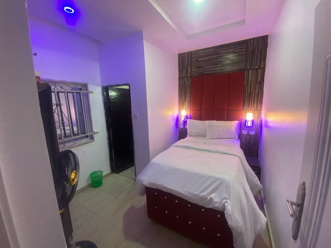 Bedroom 3, DE EMERITUS COURTYARD HOTEL, AbujaMun