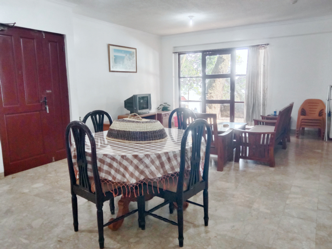 Dining Room 5