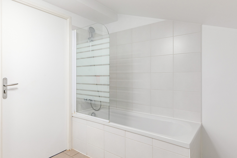 Bathroom 15