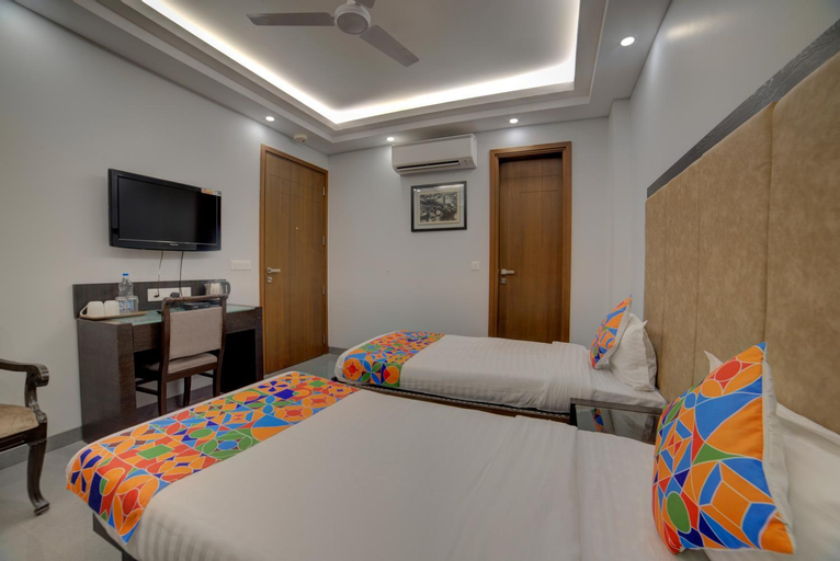Bedroom 4, FabHotel Exotica Greenpark, West