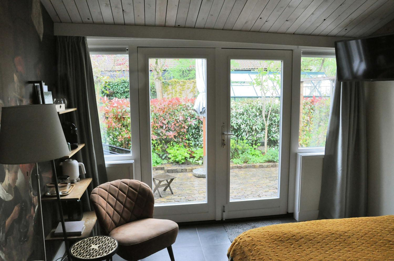 Others 4, B&B Slotstraat, Schouwen-Duiveland