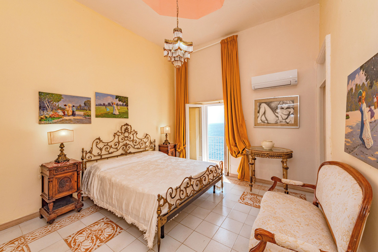Bedroom 4, Villa Costa degli Dei, Salerno