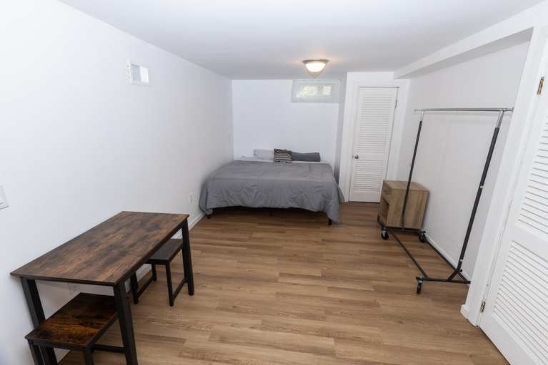 Bedroom 16