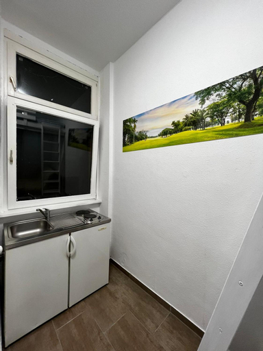 Kleine Wohnung Erdgeschoss Wiesbaden Stadtmitte, Wiesbaden