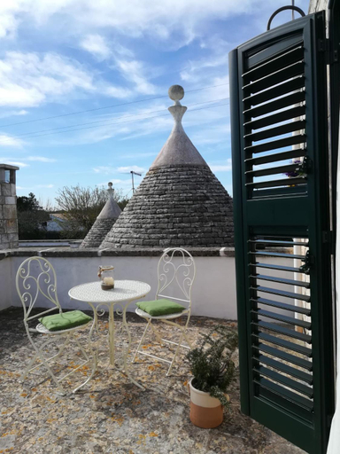Others 2, Maison MilleOttocento, Brindisi