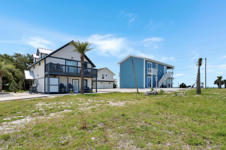 Exterior & Views 2, Sugar Sand Cottage A, Bay