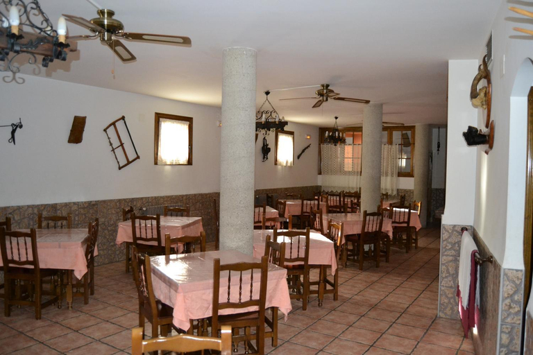 Food & Drinks, Los Palacios, Teruel