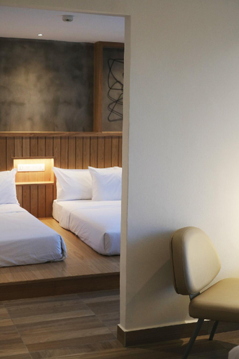 Bedroom 12