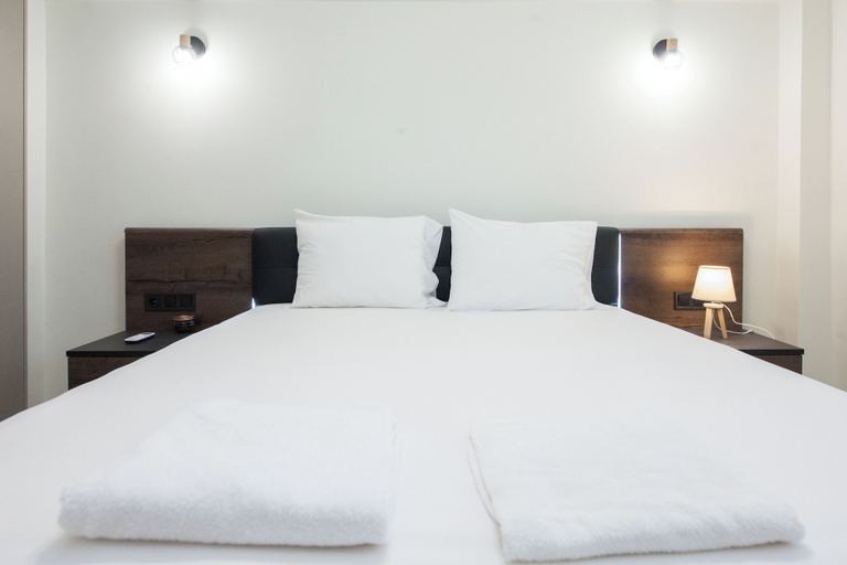 Bedroom 3, Cozy 1 Bd Getaway Apt in Lively Kipseli, Attica