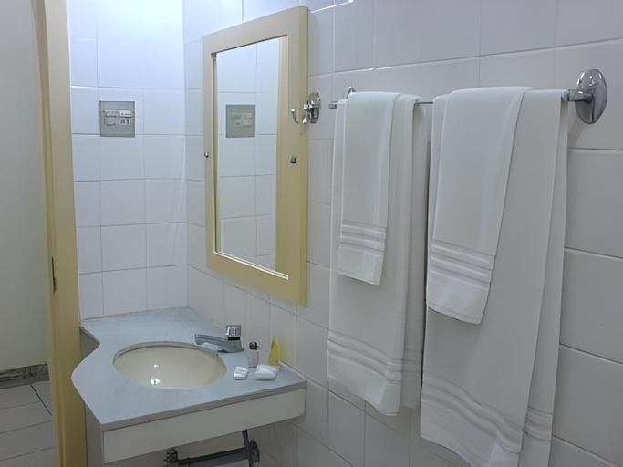 Bathroom 3, Realminas Hotel e Restaurante, Governador Valadares