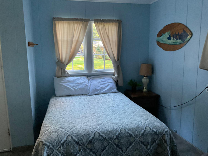 Bedroom 2, Shakti Cove Cottages, Pacific