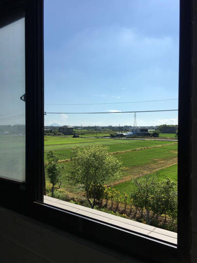 Others 2, 東津左岸民宿, Yilan