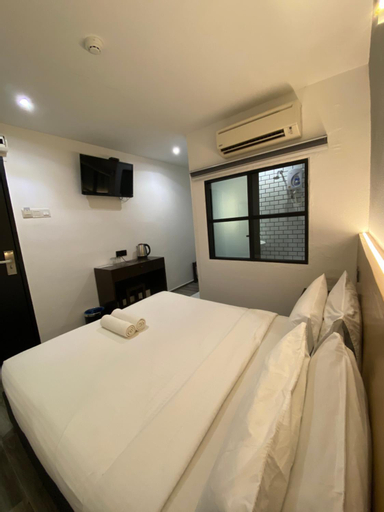 Bedroom 8