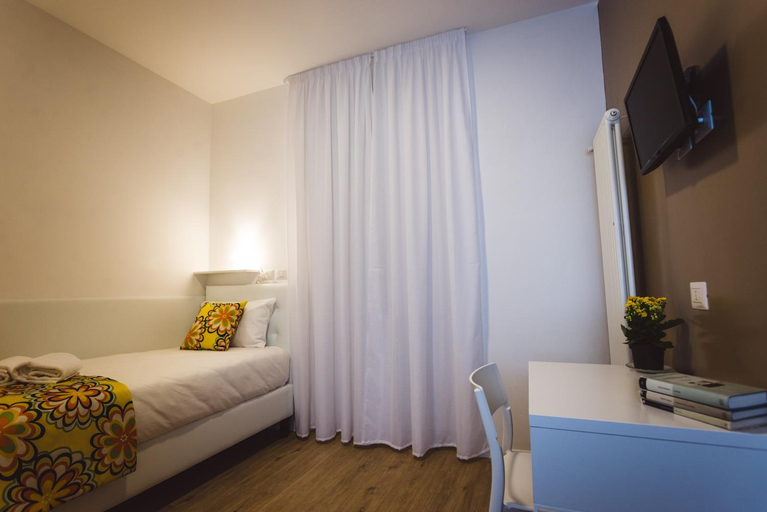 Bedroom 3, Angelina Rooms in Rome, Rome