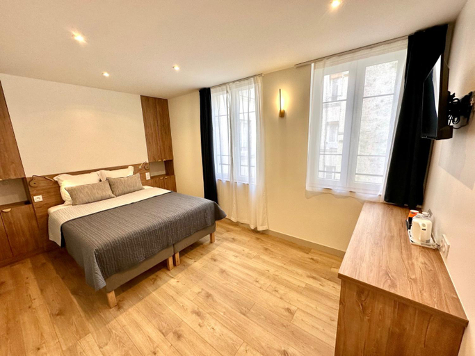 Bedroom, Hotel Zora, Paris