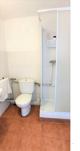 Bathroom 2, Pintor Pahissa Rooms, Barcelona
