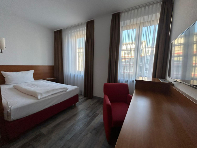 Others 2, Hotel Fackelmann, Nürnberg