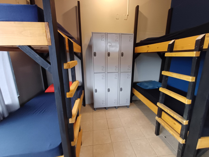 Bedroom 4, Bah Uai Hostel, Garopaba