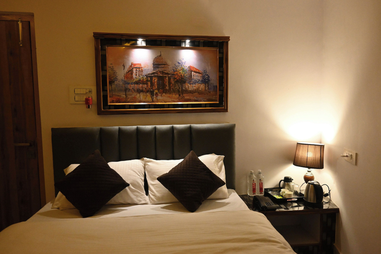 Bedroom 2, Brij Inn, Varanasi