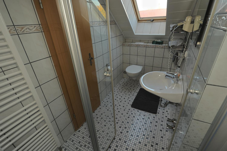 Bathroom 6