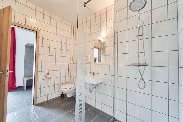 Bathroom 4, Hotel Am Interpark, Eichstätt