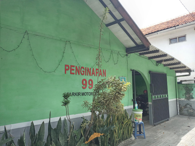 Exterior view 5, Penginapan 99, Bandung