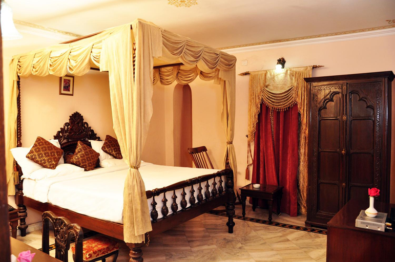 Bedroom 13