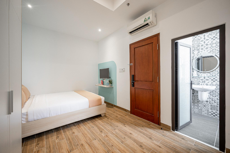 Bedroom 9