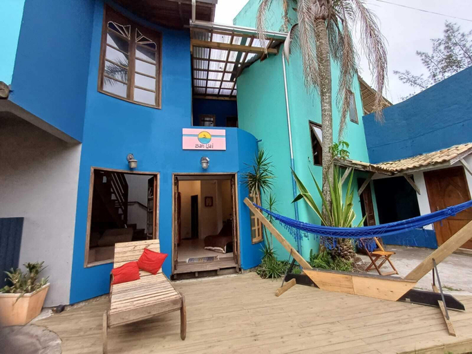 Exterior & Views, Bah Uai Hostel, Garopaba