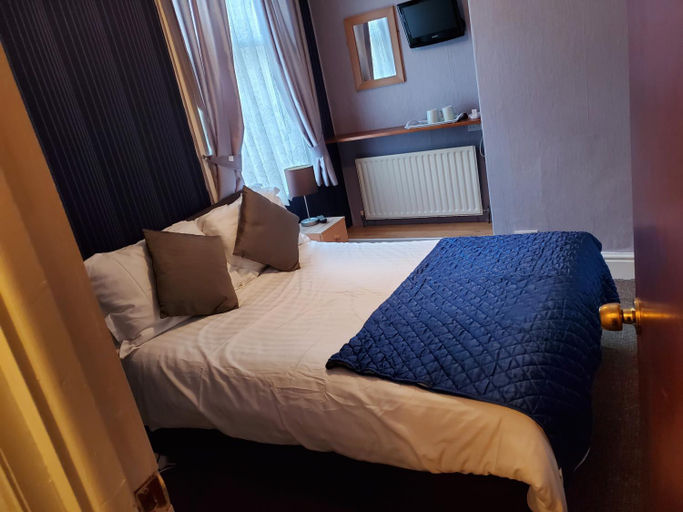 Others 3, the cumbrian hotel, Blackpool