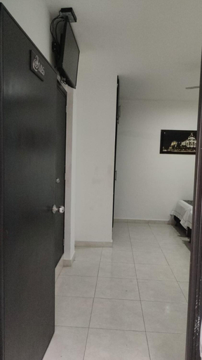 Others 4, Hotel Bellagio, Barrancabermeja